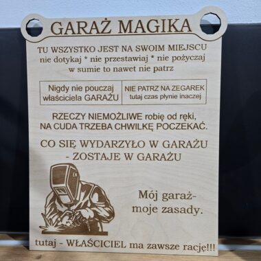 Personalizowana tabliczka do garażu z grawerem