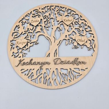 Personalizowane drewniane drzewo życia z imionami