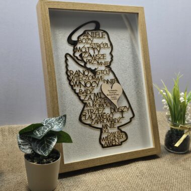 Ramka 3D „Anioł Stróż” z personalizowanym serduszkiem - dziewczynka